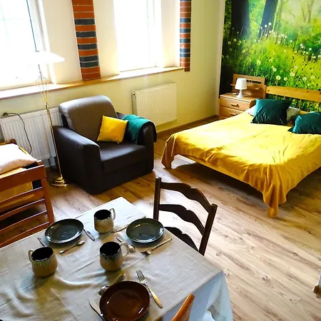 Dom Na Wzgorzu Κατάλυμα σε φάρμα