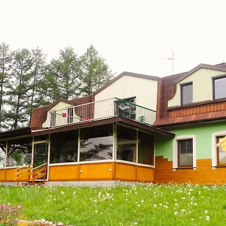 Dom Na Wzgorzu Pollnow